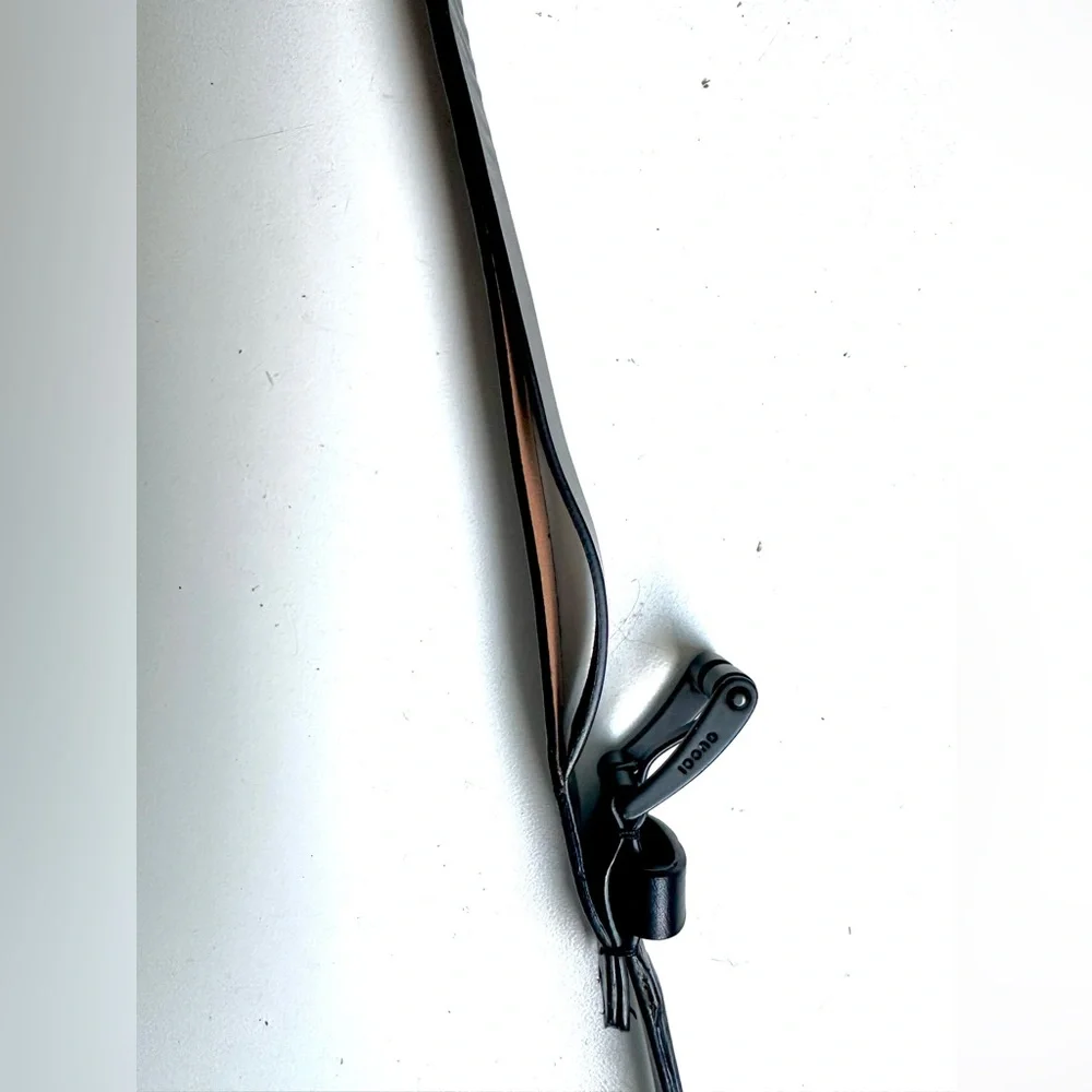 Gucci Black Leather Belt with Monochrome Hardware, damage